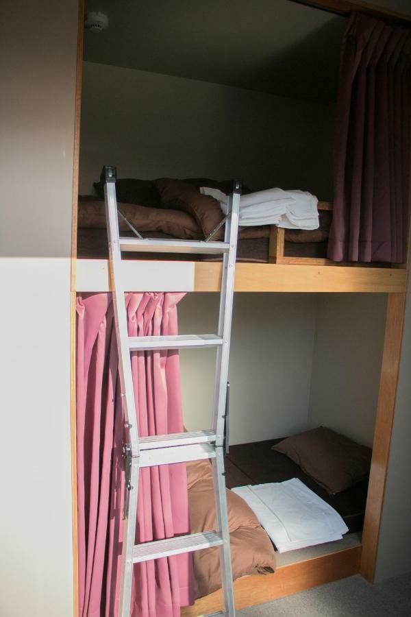 Linda Hostel 106 Osaka Esterno foto